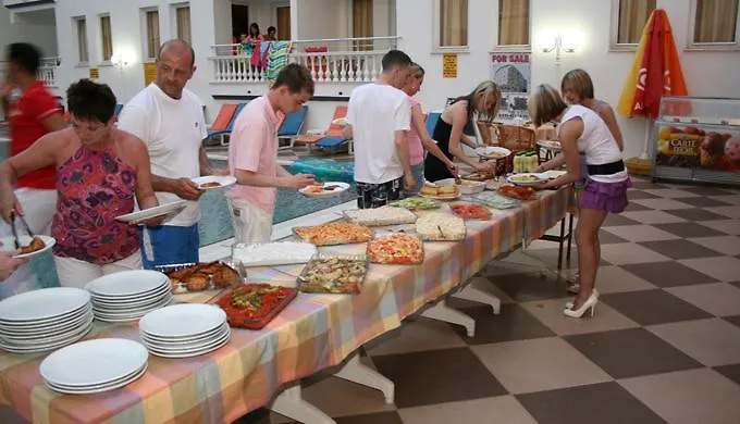 Club Ceylan Hotel 3*